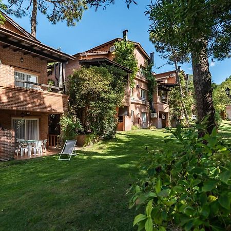 Cabanas Baden Baden Villa Carilo Kültér fotó